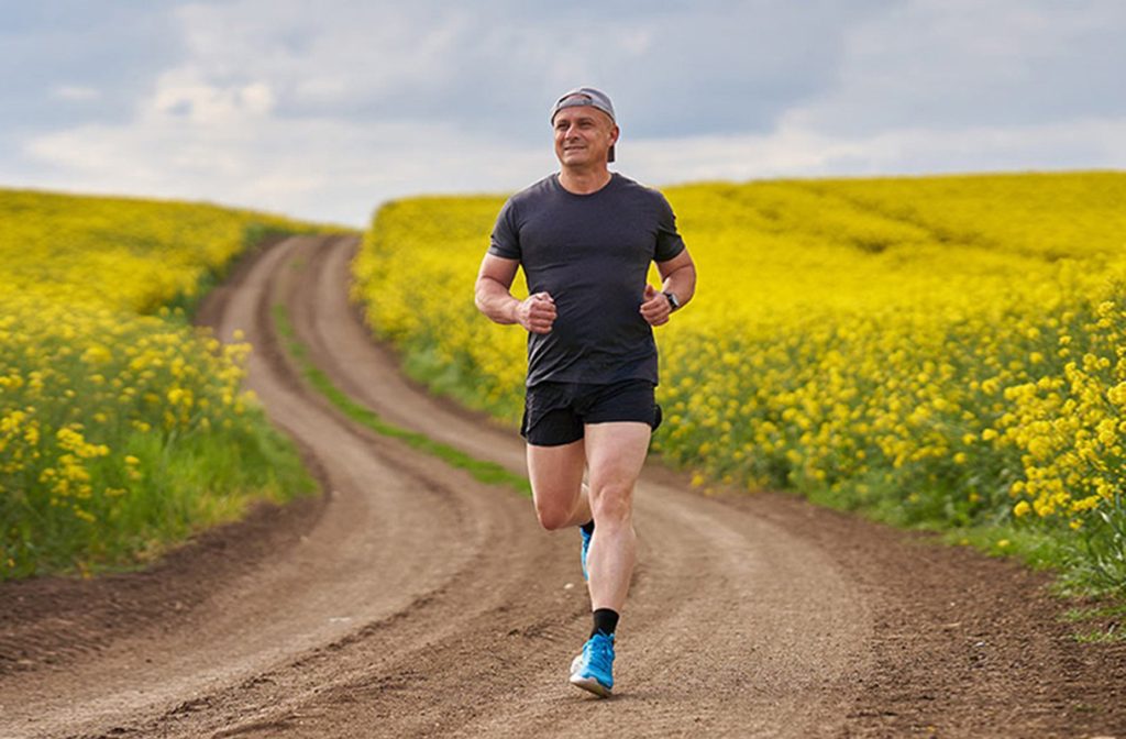 Sportul, aliat de nădejde în lupta cu depresia: ce spune știința O nouă cercetare, publicată în prestigioasa revistă The BMJ, confirmă ceea ce mulți simt deja: exercițiile fizice au efecte benefice asupra stării de spirit
