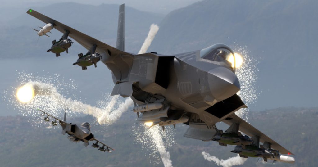 Avion de vânătoare american F-35, avariat după ce ar fi fost lovit de un presupus tir iranian Un avion de vânătoare american F-35 a fost obligat să efectueze o aterizare de urgență la o bază din Orientul Mijlociu după ce ar fi fost avariat