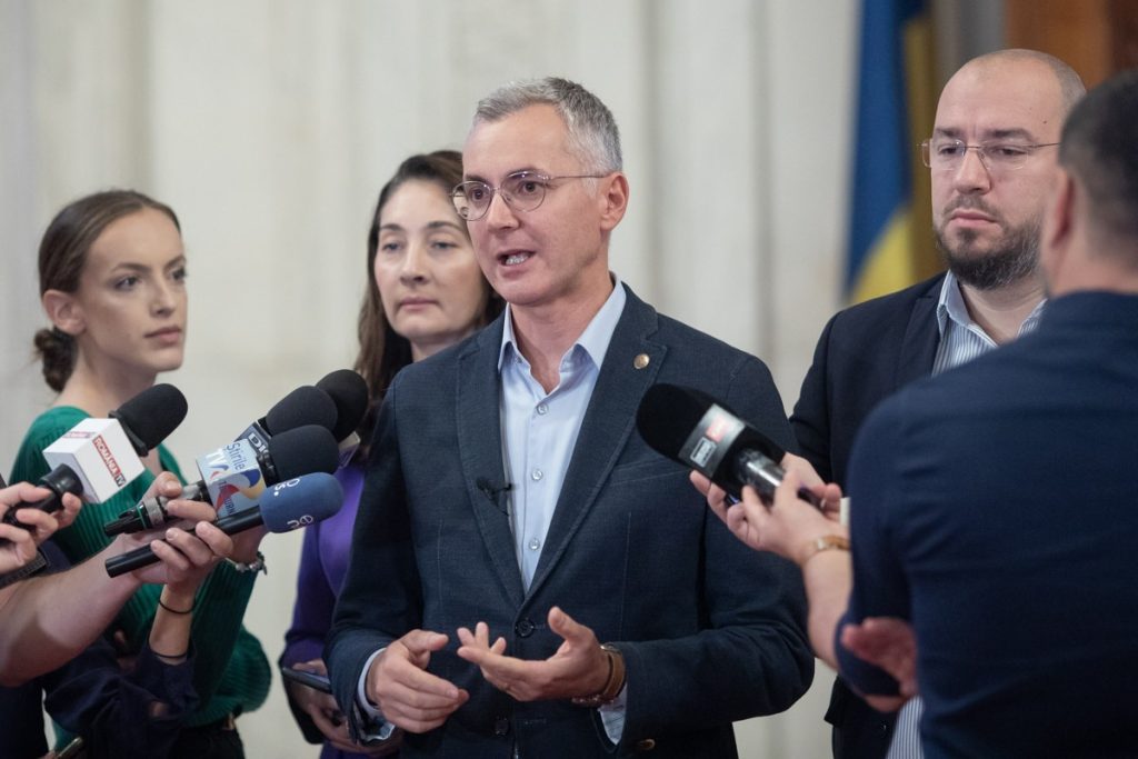 Stelian Ion critică propunerile lui Marinescu pentru șefia parchetelor Fostul ministru al Justiției, Stelian Ion, a criticat dur propunerile actualului ministru, Radu Marinescu, pentru conducerile Parchetului General, DNA și DIICOT