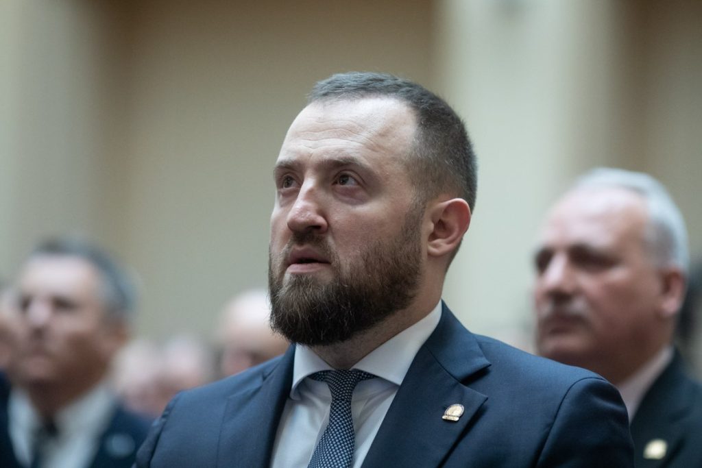 Mandatul lui Marius Voineag la șefia DNA expiră luna viitoare Marius Voineag, procurorul-șef al Direcției Naționale Anticorupție (DNA), va încheia mandatul în data de 31 martie