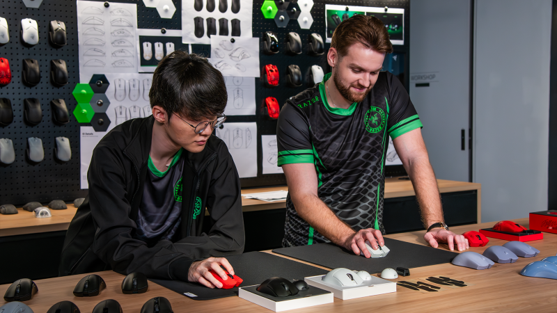 Razer lansează un nou mouse și mousepad pentru gameri Razer, compania cunoscută pentru echipamentele sale pentru gaming, a lansat recent două noi produse: mouse-ul Viper V4 Pro și mousepad-ul Gigantus V2 Pro