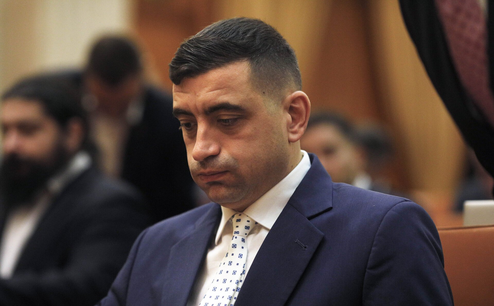 AUR atacă parteneriatul strategic cu Ucraina, invocând teze ale propagandei ruse Partidul Alianța pentru Unirea Românilor (AUR) a criticat dur vineri parteneriatul strategic încheiat joi de președintele Klaus Iohannis cu Ucraina, utilizând argumente care rezonează cu tezele propagandei ruse