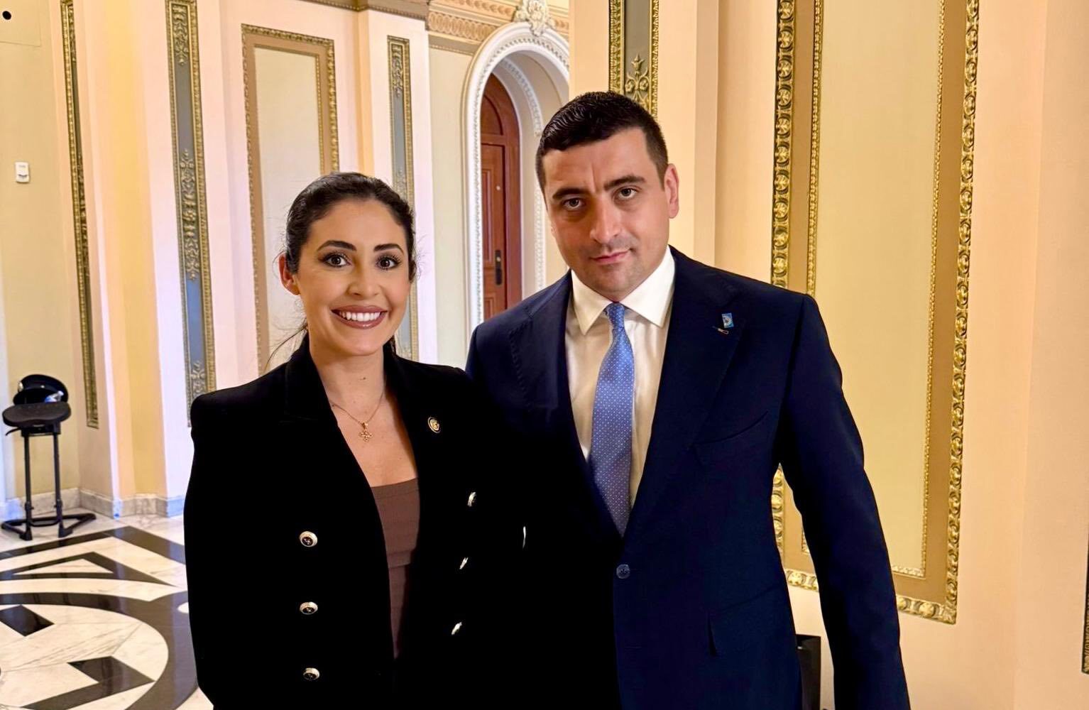 Delegație a parlamentului rus, așteptată în statele unite în ciuda sancțiunilor O delegație a Dumei de Stat a Rusiei, camera inferioară a parlamentului rus, se pregătește să efectueze o vizită în Statele Unite ale Americii, în ciuda sancțiunilor internaționale impuse Moscovei