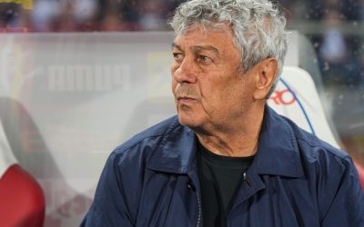 Managerul echipei naționale de fotbal a României, în vârstă de 80 de ani, a fost spitalizat după ce i s-a făcut rău în urma meciului pierdut cu Turcia