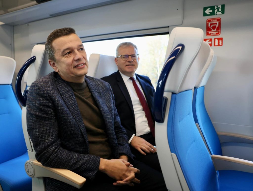 Grindeanu, la Bruxelles pentru discuții politice Ministrul Transporturilor, Sorin Grindeanu, va avea joi o serie de întâlniri la Bruxelles cu lideri europeni importanți, conform unui anunț al Partidului Social Democrat (PSD)