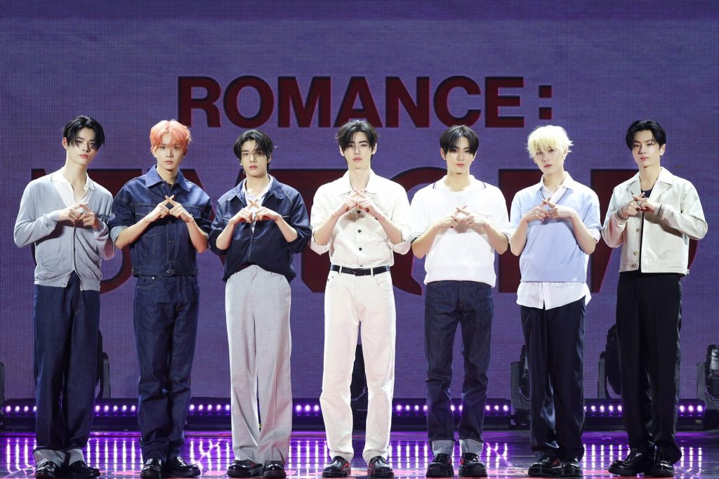 ENHYPEN continuă fără Heeseung: Trupa K-pop trece printr-o schimbare de componență București – Fanii trupei K-pop ENHYPEN au primit o veste neașteptată marți: membrul fondator Heeseung va părăsi formația pentru a-și începe o carieră solo