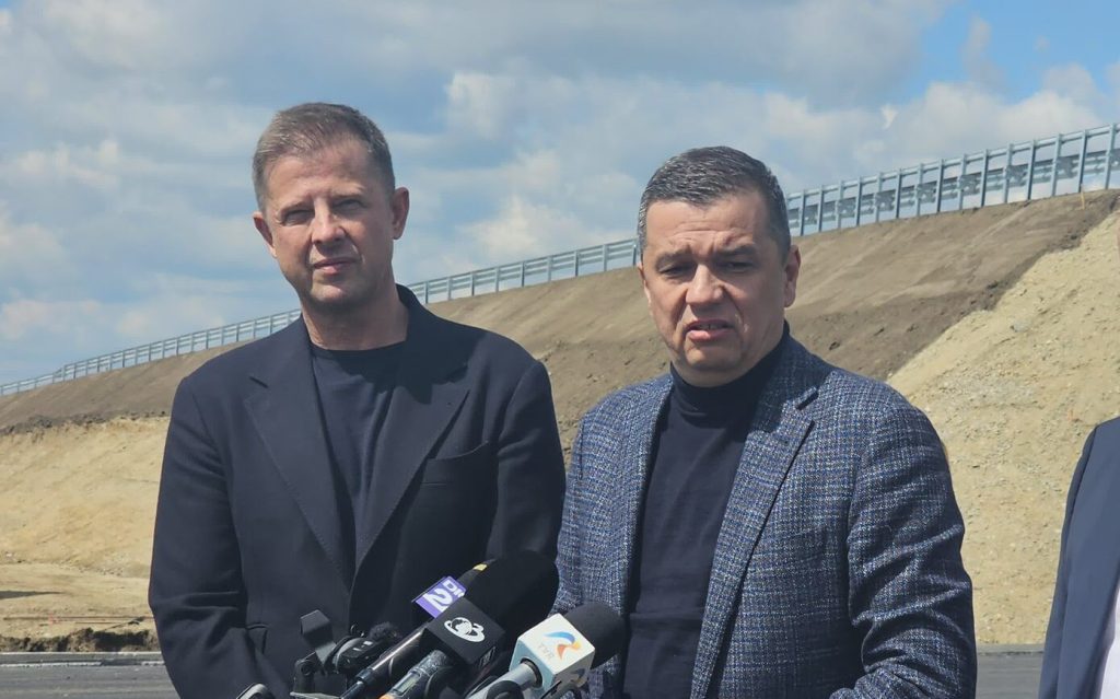 Tensiuni în PNL: Hubert Thuma amenință cu acțiuni împotriva lui Ilie Bolojan Hubert Thuma, președintele PNL Ilfov și o voce critică a conducerii, a lansat un avertisment public la adresa lui Ilie Bolojan, președintele Consiliului Județean Bihor și o figură influentă în cadrul partidului