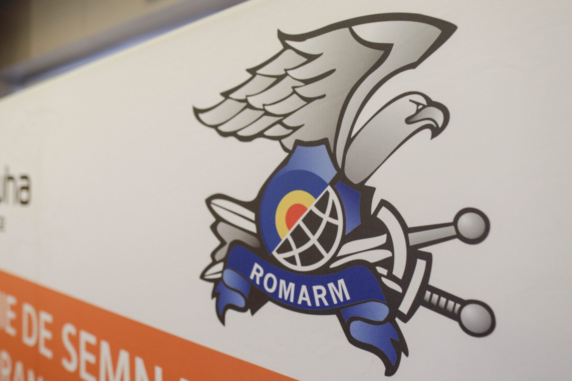 Bragadiru cedează o stradă către Romarm pentru accesul la fabrică Primăria orașului Bragadiru intenționează să dea în administrarea Companiei Naționale Romarm o porțiune de teren din domeniul public, mai exact strada Aviației