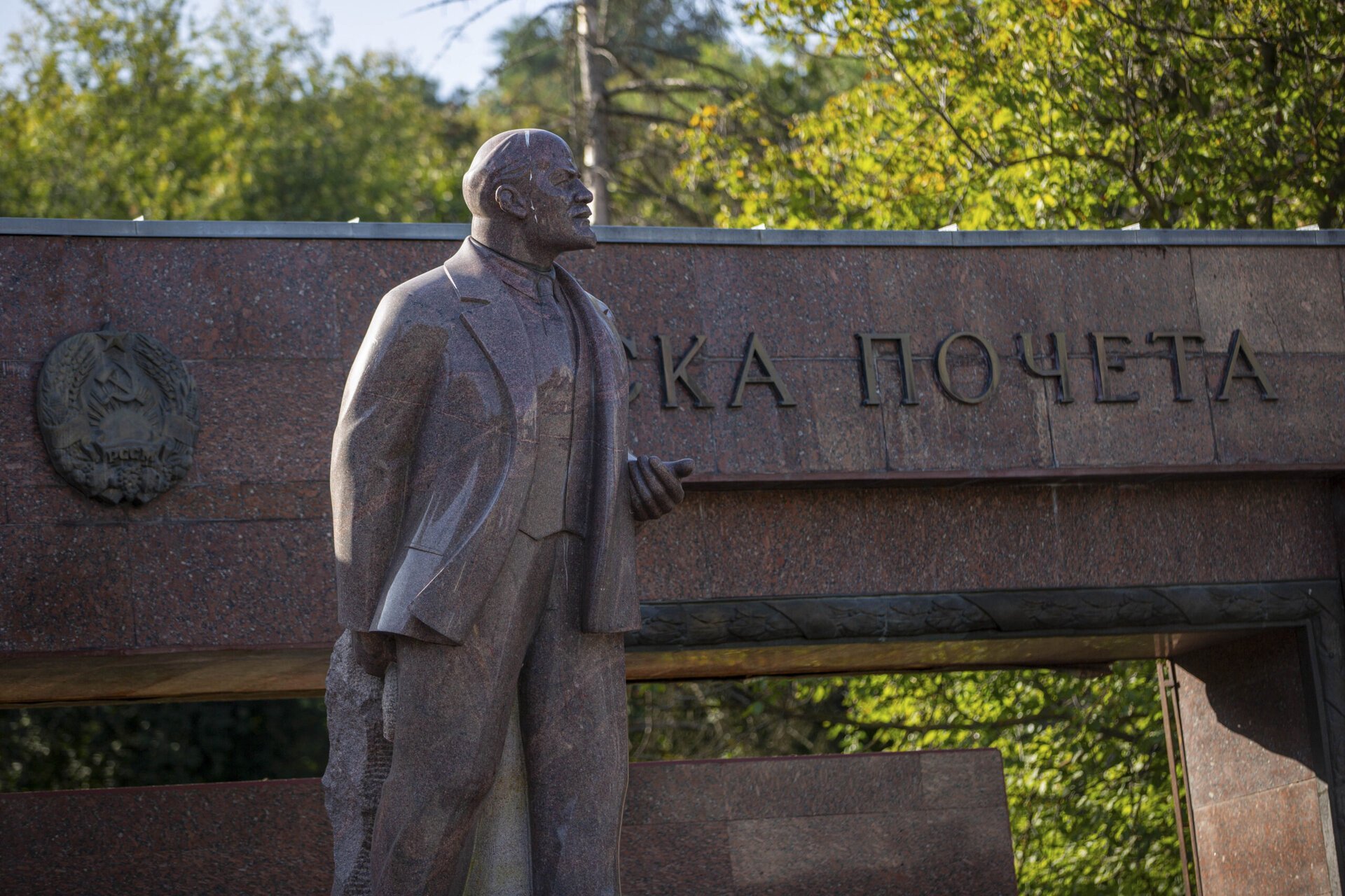 Ungaria: Fostul partid comunist nu mai participă la alegeri, ce se întâmplă în est?