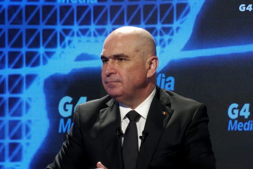 Guvernul pregătește măsuri urgente pentru a stopa scumpirea carburanților Premierul Ilie Bolojan a anunțat joi că guvernul intenționează să examineze săptămâna viitoare un nou set de măsuri pentru a combate creșterea prețurilor la carburanți