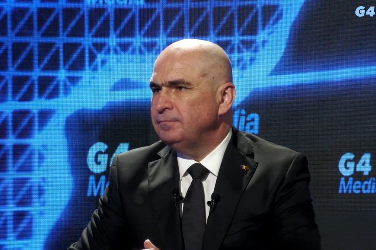 Guvernul pregătește măsuri urgente pentru a stopa scumpirea carburanților Premierul Ilie Bolojan a anunțat joi că guvernul intenționează să examineze săptămâna viitoare un nou set de măsuri pentru a combate creșterea prețurilor la carburanți