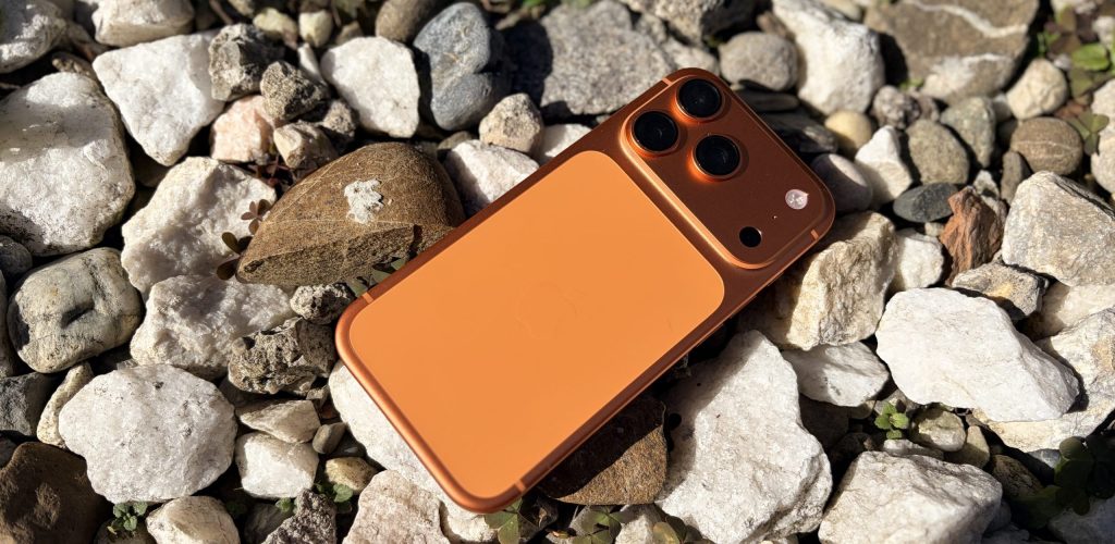 Activează protecția anti-furt pe iPhone și evită SIM swap