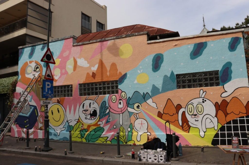 Artiști, critica la adresa lui Ciucu: „Graffiti nu se eradicate prin forță”