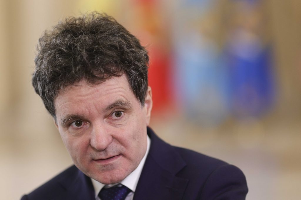 Nicușor Dan, atac vehement la influencerii critici: „Pe ei cine-i penalizează?”