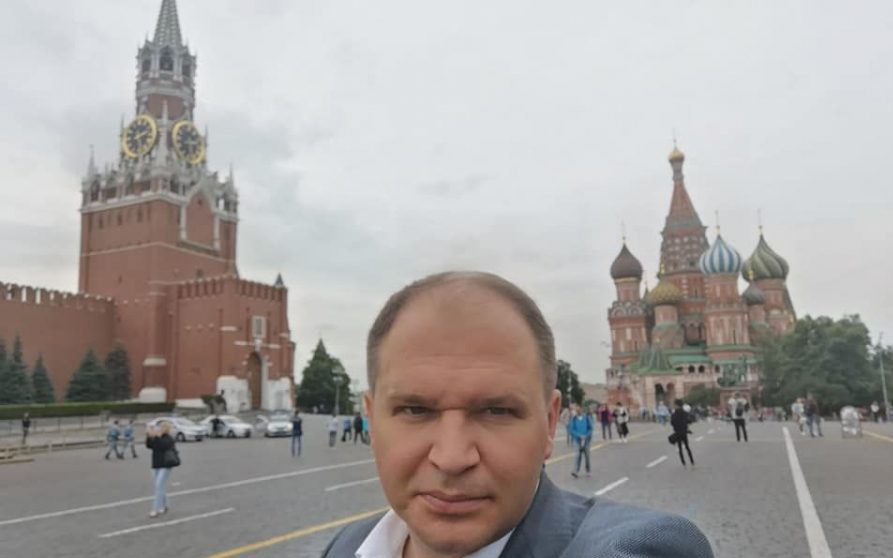 Primarul Chișinăului, Ion Ceban, pierde apelul împotriva interdicției de intrare în România și Schengen Curtea de Apel București a respins definitiv miercuri, 11 martie, contestația depusă de primarul pro-rus al Chișinăului, Ion Ceban, față de interdicția de a intra în România și în Spațiul Schengen