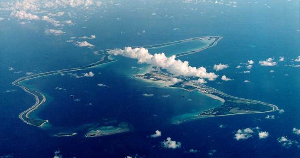 Iranul a lansat rachete spre baza militară Diego Garcia, fără succes Iranul a lansat două rachete balistice cu rază intermediară de acțiune spre baza navală comună americano-britanică Diego Garcia, situată în Oceanul Indian, potrivit informațiilor publicate de publicația americană Wall Street Journal