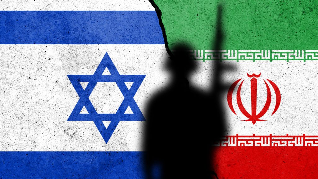Israel: Imagini cu atacuri spre Iran. Militarii israelieni sugerează ofensivă (VIDEO)