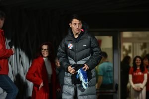 Becali decide soarta amenzii pentru Radunovic, după replicile jucătorului