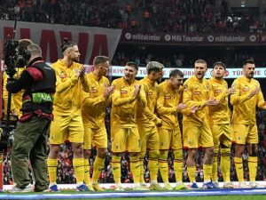 România: Banner special pe teren înainte de meciul cu Slovacia