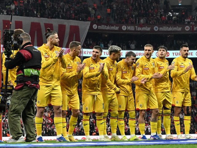 Gesturi de solidaritate pe gazon: Tricolorii au afișat un mesaj special înaintea meciului cu Slovacia Echipa națională de fotbal a României a intrat pe teren cu un mesaj de susținere, duminică seara, înaintea meciului amical cu Slovacia