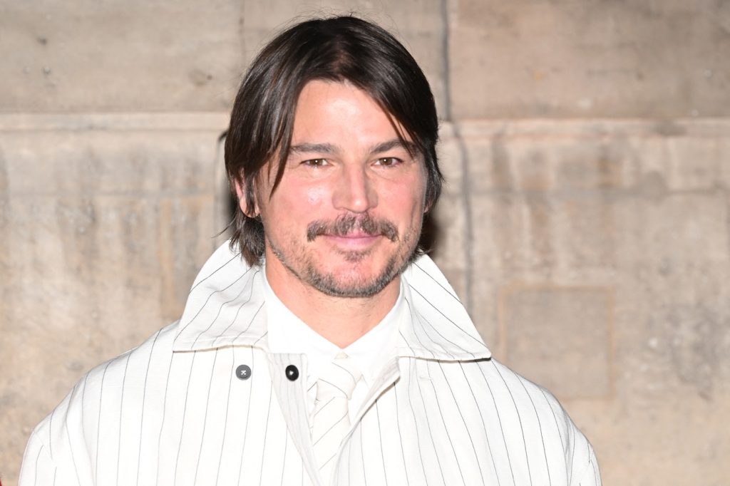 Josh Hartnett revine pe marile ecrane într-un nou film regizat de Oliver Stone, marcând o posibilă renaștere artistică pentru ambii