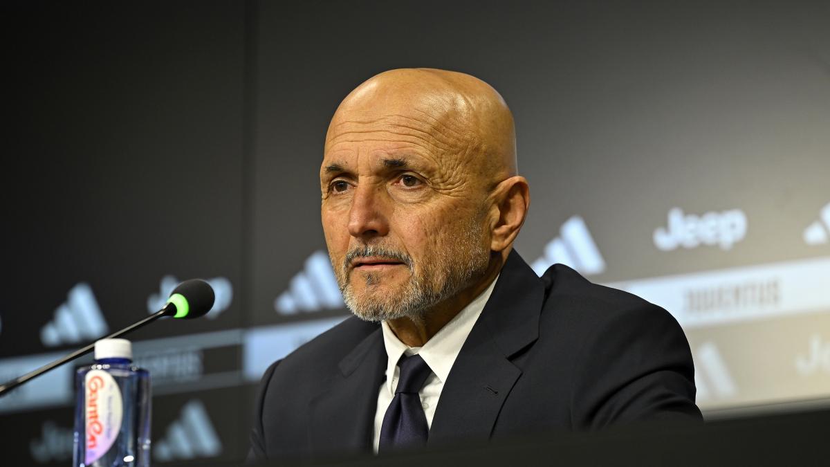 Spalletti, cu gândul la viitorul la Juventus și duelul cu Sassuolo Torino, Italia – Luciano Spalletti, antrenorul echipei Juventus, a vorbit despre viitorul său la club, despre meciul cu Sassuolo și despre posibilele schimbări în echipă