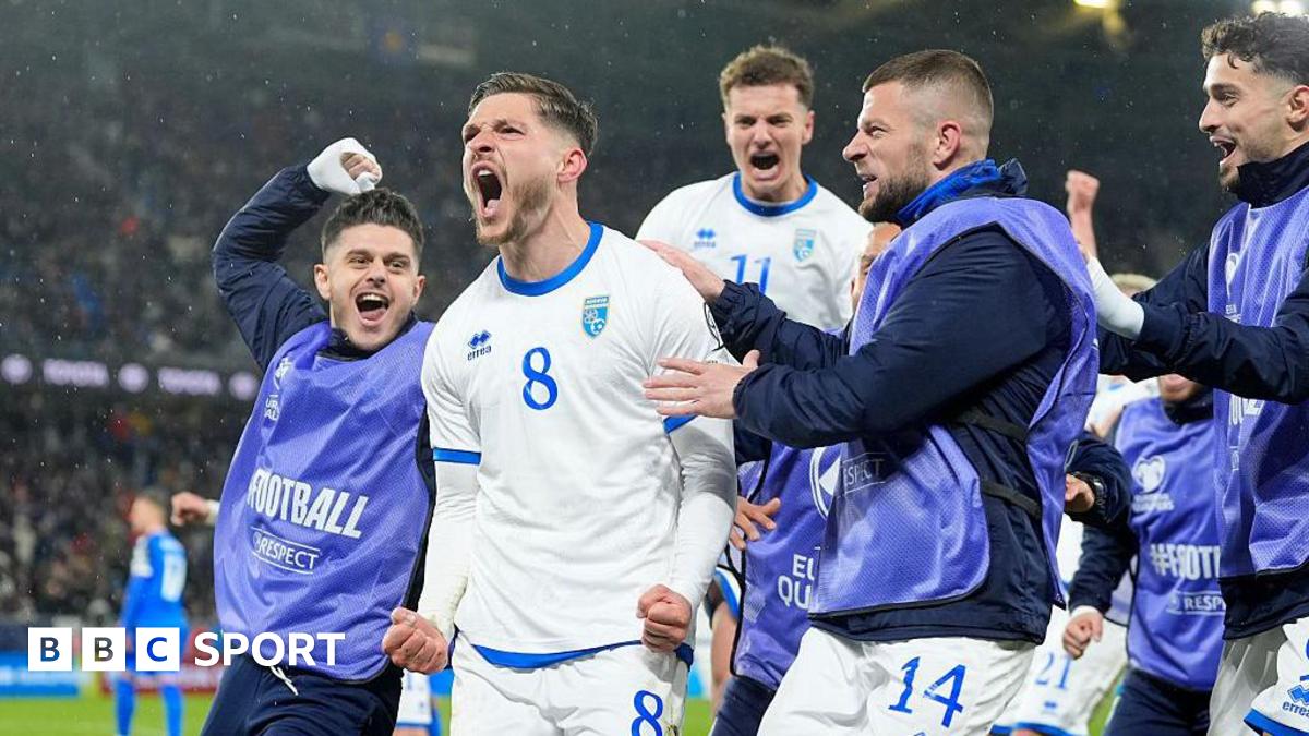 Kosovo la un pas de istorie: Posibila calificare la Cupa Mondială ar schimba totul Dacă echipa națională de fotbal a Kosovo se va califica, ar putea juca în Grupa D la Cupa Mondială