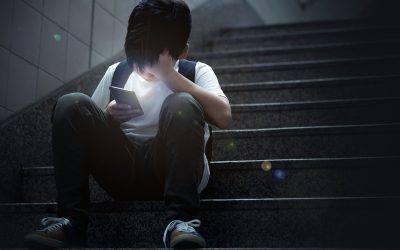 Un val de țări interzice accesul minorilor la rețelele sociale, invocând protecția copiilor Australia, Indonezia și Brazilia sunt doar câteva dintre statele care au decis să limiteze accesul copiilor la platformele de socializare, în încercarea de a-i proteja de conținut dăunător și de dependența digitală