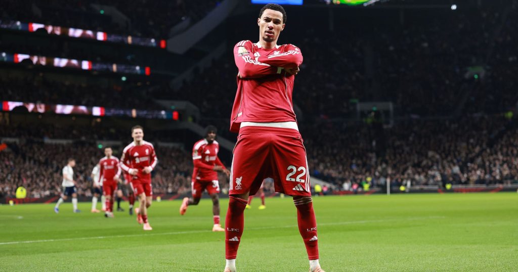 Liverpool – tottenham, duel crucial: Cine scapă din criza de final de sezon?