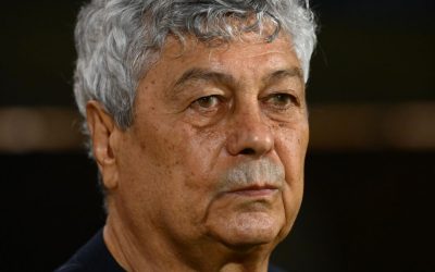 Mircea Lucescu, internat la spital după o problemă cardiacă Selecționerul echipei naționale de fotbal a României, Mircea Lucescu, în vârstă de 80 de ani, a fost transportat de urgență la spital duminică, în urma unei probleme medicale survenite înainte de antrenamentul echipei
