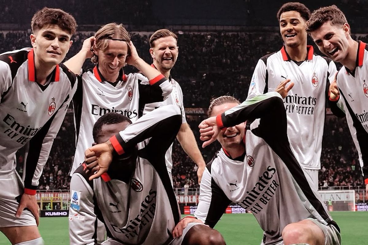 AC Milan învinge Torino într-un meci spectaculos și aprinde lupta pentru titlu în Serie A AC Milan a învins Torino cu scorul de 3-2 într-un meci plin de dramatism, disputat sâmbătă, în etapa a 30-a din Serie A