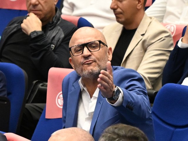 Motivarea legală a palmaresului Universității Craiova, contestată de Adrian Mititelu Tribunalul a emis motivarea în cazul palmaresului Universității Craiova, decizie contestată vehement de Adrian Mititelu, finanțatorul echipei FCU Craiova