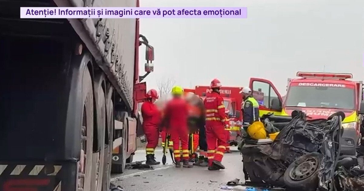 Accident cumplit în Cluj: Cinci morți, între care doi copii Un accident rutier grav a avut loc luni dimineață în județul Cluj, în comuna Sânpaul, soldat cu moartea a cinci persoane, printre care doi minori