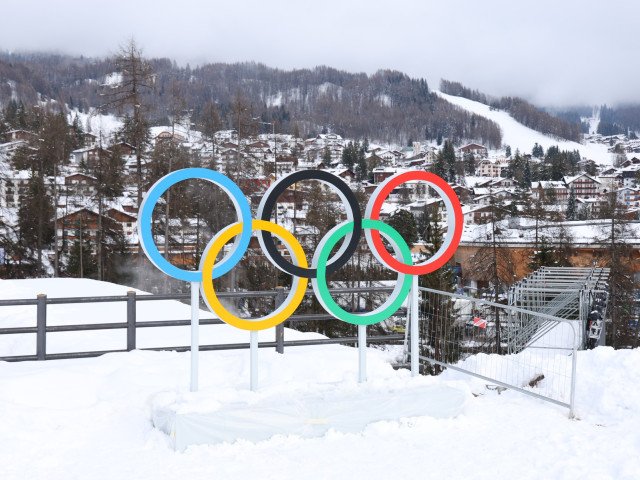 Atleta iraniană suspendată din cauza conflictului: o carieră paralizată Într-o turnură dramatică, singurul sportiv iranian calificat pentru Jocurile Paralimpice de iarnă a fost suspendat, aruncând o umbră asupra participării Iranului la competiție