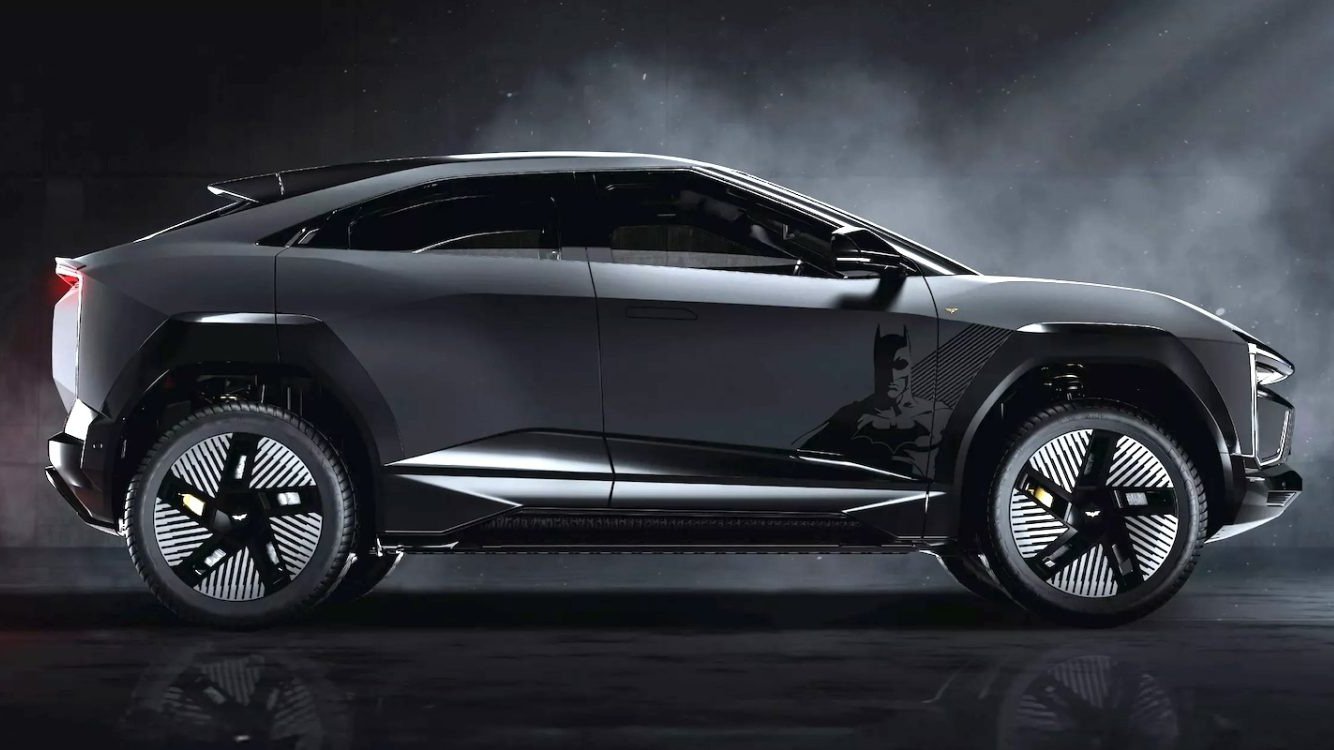 Prima mașină batman: Un producător surprinzător, dar nu doar un truc?