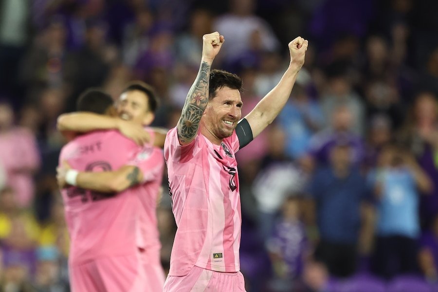 Messi vine la baltimore: Atenție la fanii invadatori de teren!