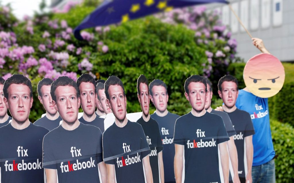 Meta pregătește concedieri masive pentru a finanța investițiile în inteligența artificială Gigantul tehnologic Meta, condus de Mark Zuckerberg, se pregătește să reducă numărul angajaților pentru a putea finanța masivele investiții în inteligența artificială generativă