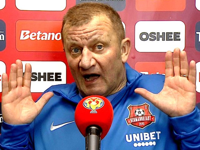 Dorinel Munteanu, reacție acidă după ce FCSB a ratat play-off-ul Fostul internațional Dorinel Munteanu nu s-a putut abține de la a comenta situația echipei FCSB, după ce aceasta a ratat calificarea în play-off-ul Superligii
