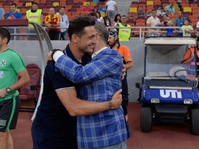 Becali, după ratarea play-off-ului: Schimbări majore la FCSB Gigi Becali, patronul FCSB, a anunțat o serie de schimbări majore la nivelul clubului, ca urmare a ratării calificării în play-off-ul Superligii