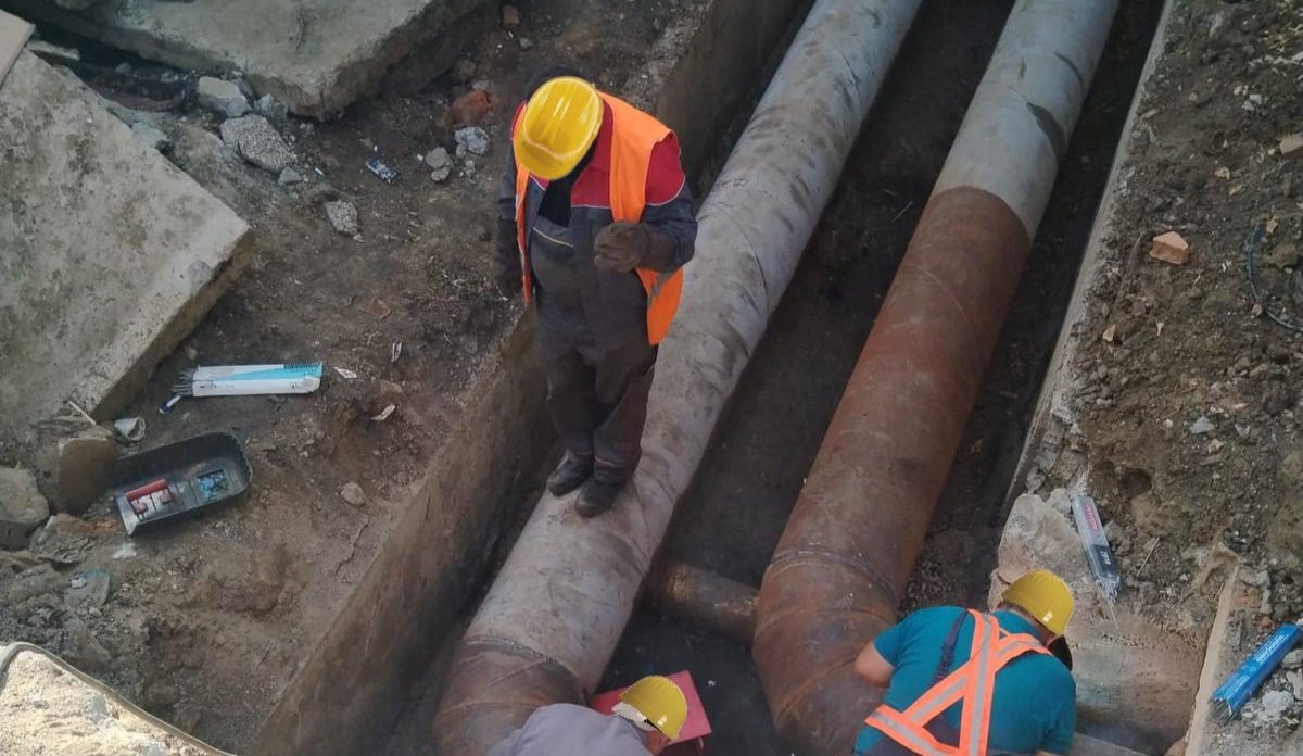 Bucureștiul investește în modernizarea sistemului de termoficare: 4,4 milioane de euro pe kilometru de rețea Primăria Capitalei continuă eforturile de modernizare a sistemului de termoficare, un proiect care implică costuri semnificative