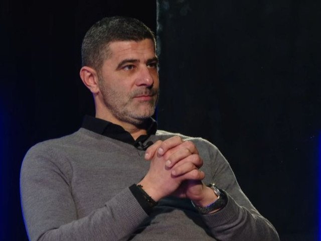 Dani Coman răspunde lui Cristiano Bergodi după victoria clujului și gafele lui Căbuz Un meci dramatic între FC Argeș și Universitatea Cluj, încheiat cu victoria clujenilor, a scos la iveală declarații puternice și reacții intense