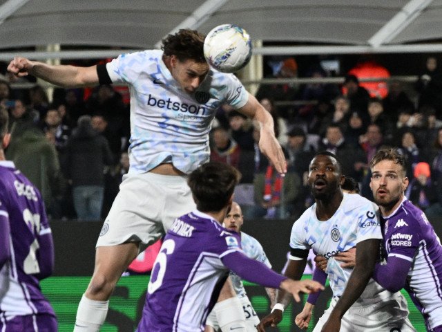 Fiorentina și Inter, remiză spectaculoasă în Serie A Fiorentina și Inter au încheiat la egalitate, scor 1-1, în cadrul unui meci disputat în Serie A