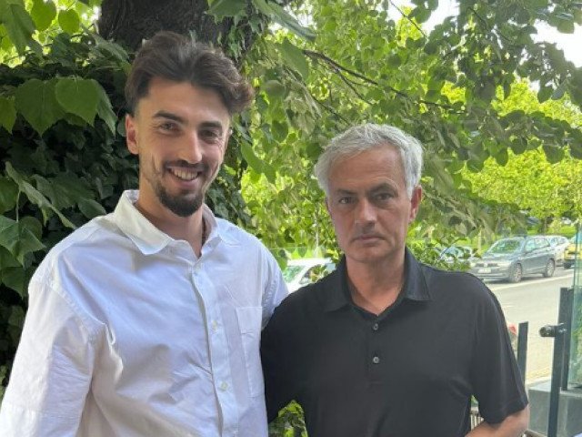 Andrei Vlad, curtat de o echipă din Superliga Portarul echipei FCSB, Andrei Vlad, se află pe lista de transferuri a unei formații din prima ligă românească de fotbal