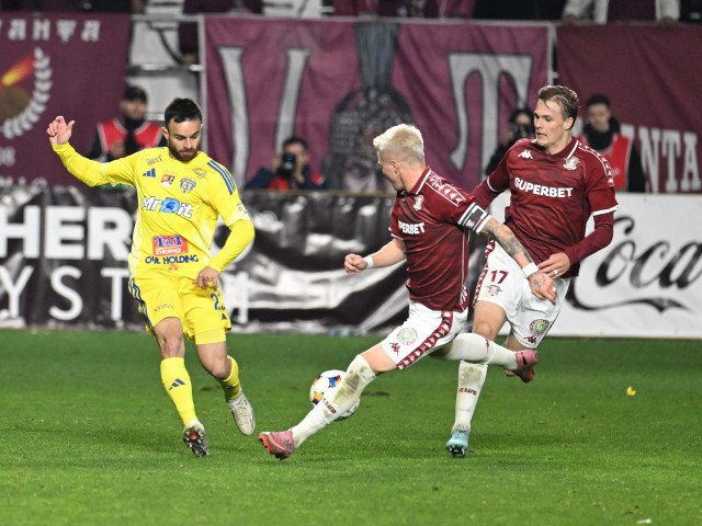 Rapid București vizează victoria la Slobozia pentru a rămâne în cursa pentru play-off Rapid București se confruntă cu Unirea Slobozia în deplasare, într-un meci crucial pentru ambițiile giuleștenilor în Superliga