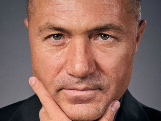 Adrian Ilie, un manager cu amprentă la fcsb: radiografia primului mandat Adrian Ilie, fostul mare internațional, a lăsat o amprentă notabilă în perioada în care a ocupat funcția de manager la FCSB