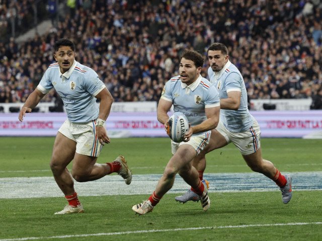 Franța triumfă în 6 Națiuni, victorie pe final cu Anglia