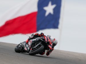 Bezzecchi, victorie în us și preia conducerea MotoGP