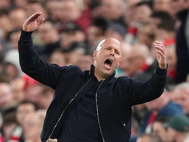 Slot dezvăluie strategia Liverpool: Ce plan are cu PSG?