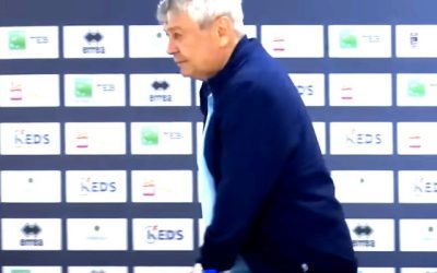 Mircea Lucescu, internat înaintea meciului crucial cu Slovacia: Reacții și speculații Selecționerul Mircea Lucescu a fost spitalizat, stârnind îngrijorare înaintea meciului decisiv al echipei naționale de fotbal a României cu Slovacia