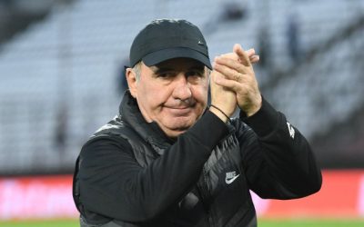 Hagi semnează pe patru ani: Antrenorul rămâne la echipă